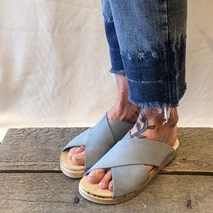 No. 6 Frida Slide in light blue